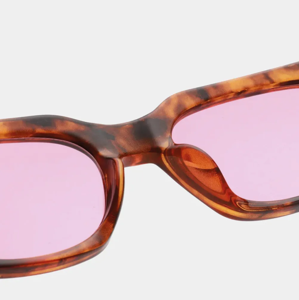 A.KJÆRBEDE Bror Havana