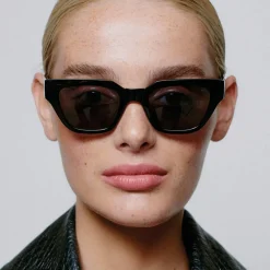 A.KJÆRBEDE Kaws Black