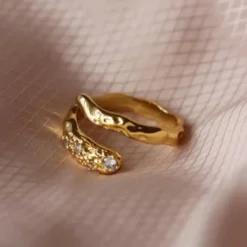 AND COPENHAGEN Shiny Twist Ring