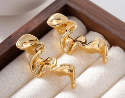 AND COPENHAGEN Swirl Øreringe Suie Small