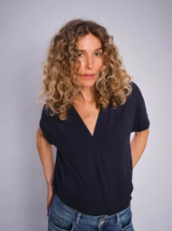 MOS MOSH Shira Tee Salute Navy