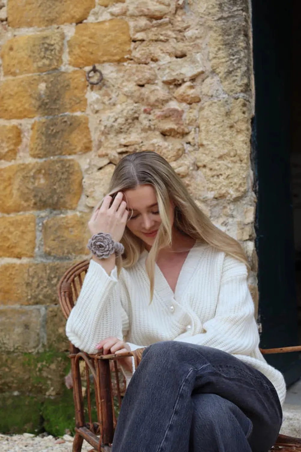 O'TAY Small Scrunchie Flower Light Smoke