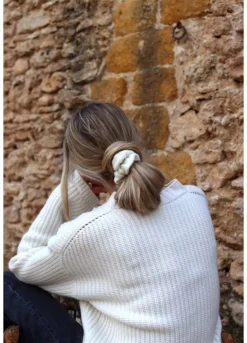 O'TAY Small Scrunchie Off White