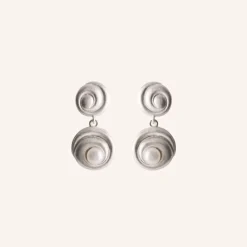 PERNILLE CORYDON Shell Flower Earrings
