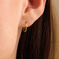 PERNILLE CORYDON Twig Hoop (guld/sølv)