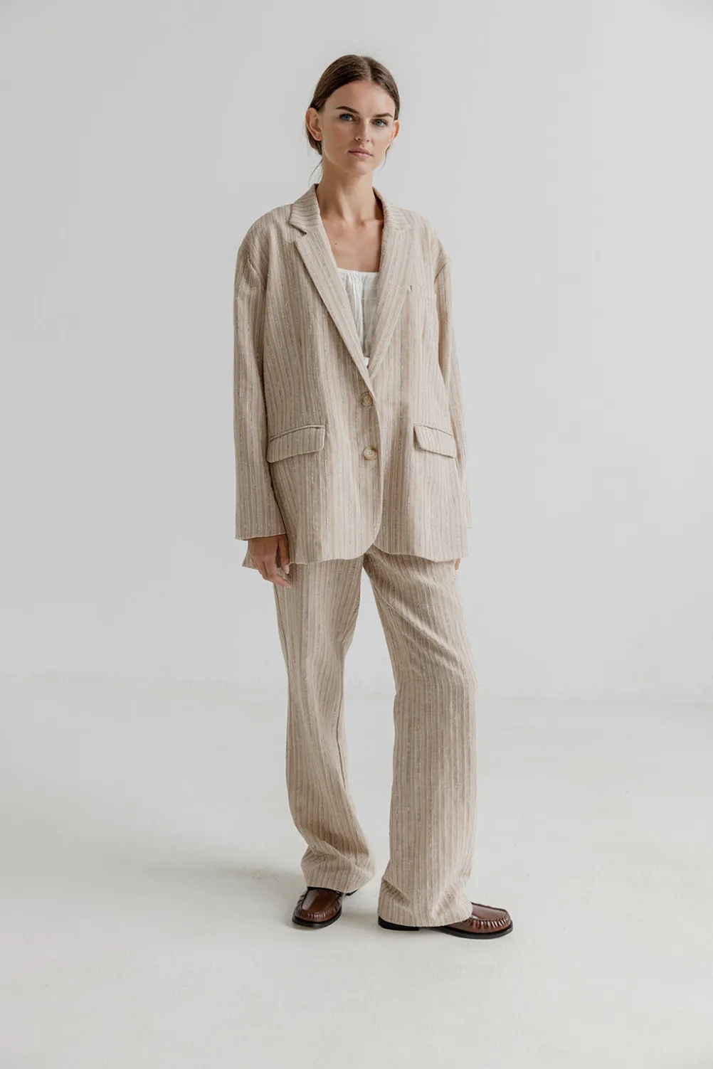 PROJECT AJ117 Finne Sand