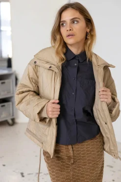 PROJECT AJ117 Hannie Midnight