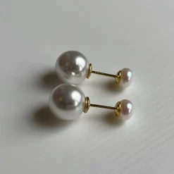 SASSY COPENHAGEN Sophie Small Double Pearl Øreringe
