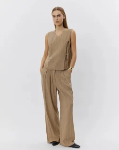 SOFIE SCHNOOR s251306 Cailinsw Vest Light brown