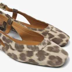 VIA VAI Julie Xena Giaguaro Brown