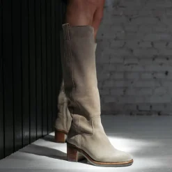 VIA VAI Sierra Farro Brun Ruskind