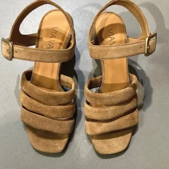 VIA VAI Sierra Sandaler Cognac